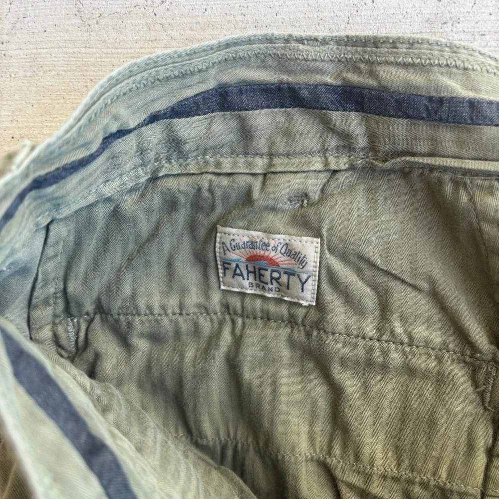 Faherty Shorts Mens 36 Green Stretch Chino Casual Summer Flat Front 9 inch